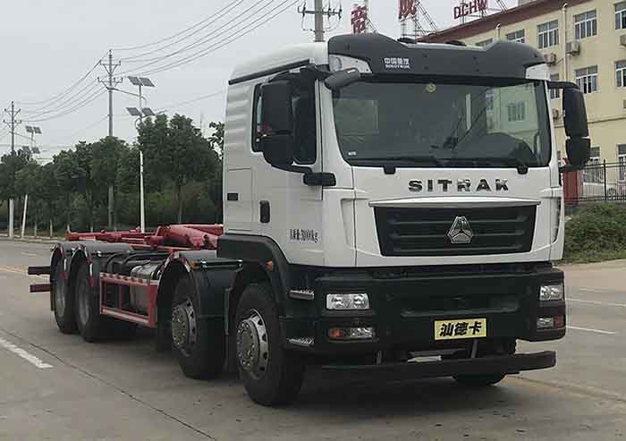 重汽汕德卡勾臂式垃圾車(chē)