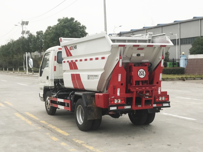 福田小卡之星后掛桶式垃圾車