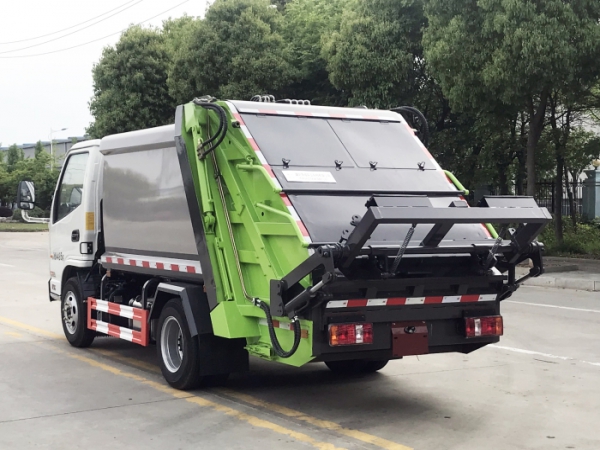 凱馬藍(lán)牌壓縮式垃圾車(chē)