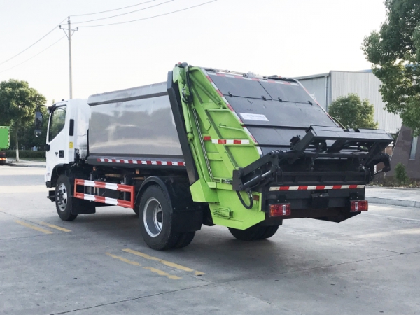 福田奧鈴壓縮式垃圾車