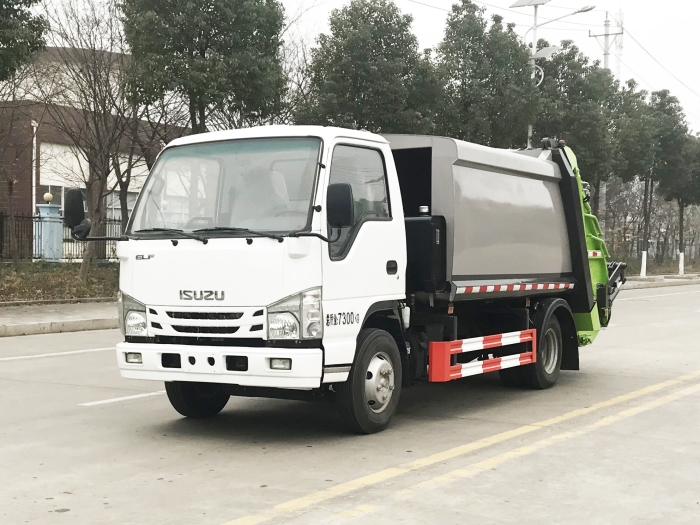 五十鈴壓縮式垃圾車
