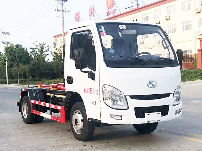 躍進(jìn)車(chē)廂可卸式垃圾車(chē)