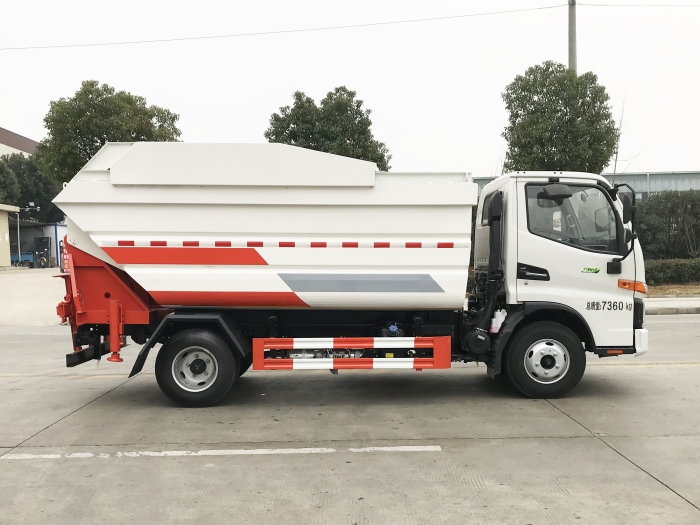 江淮駿鈴后掛桶式垃圾車