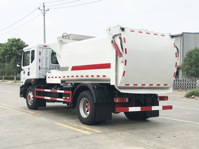 東風多利卡D9餐廚垃圾車