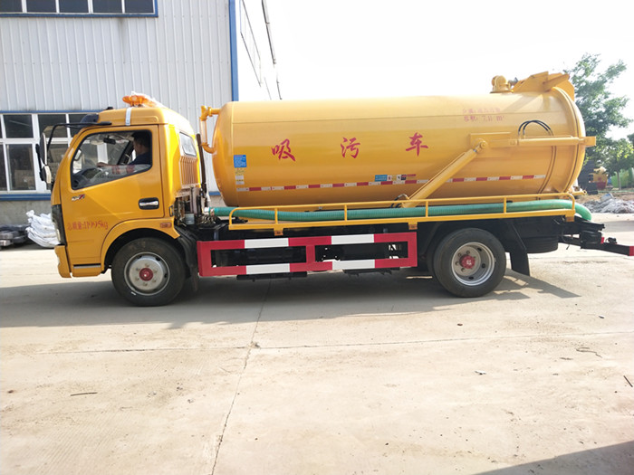 國(guó)六東風(fēng)大多利卡9.2方清洗吸污車(chē)一體罐