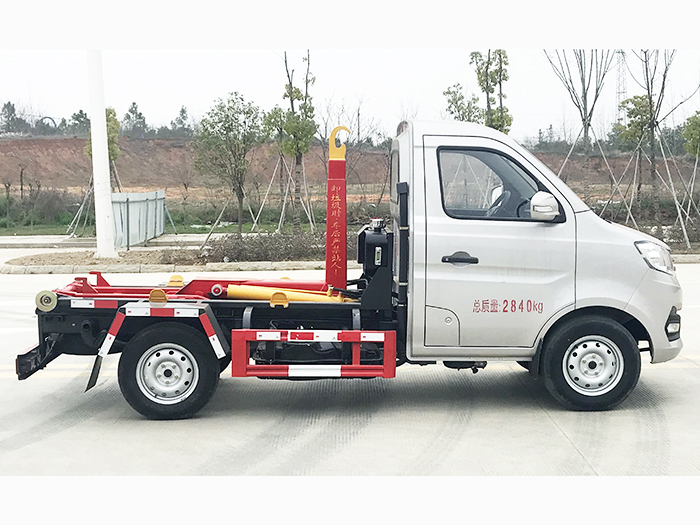 長(zhǎng)安小勾臂垃圾車
