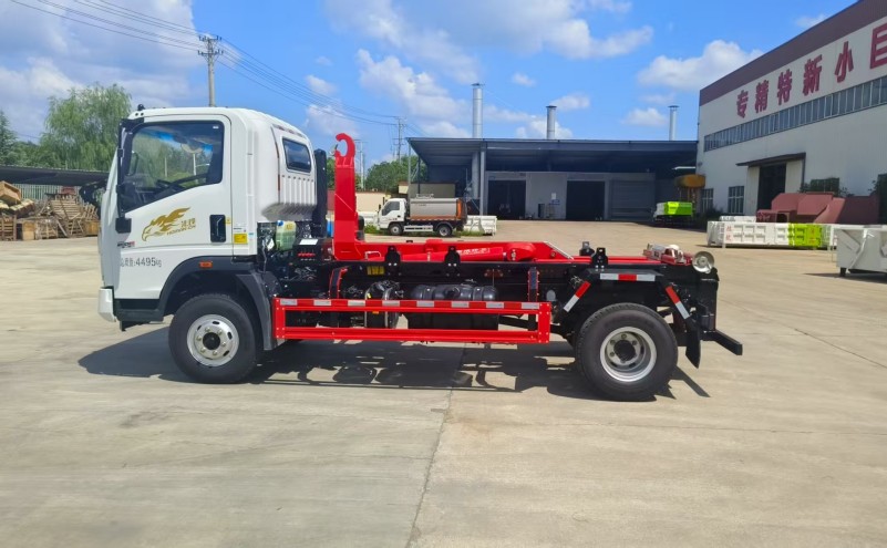 豪曼M3車(chē)廂可卸式垃圾車(chē)